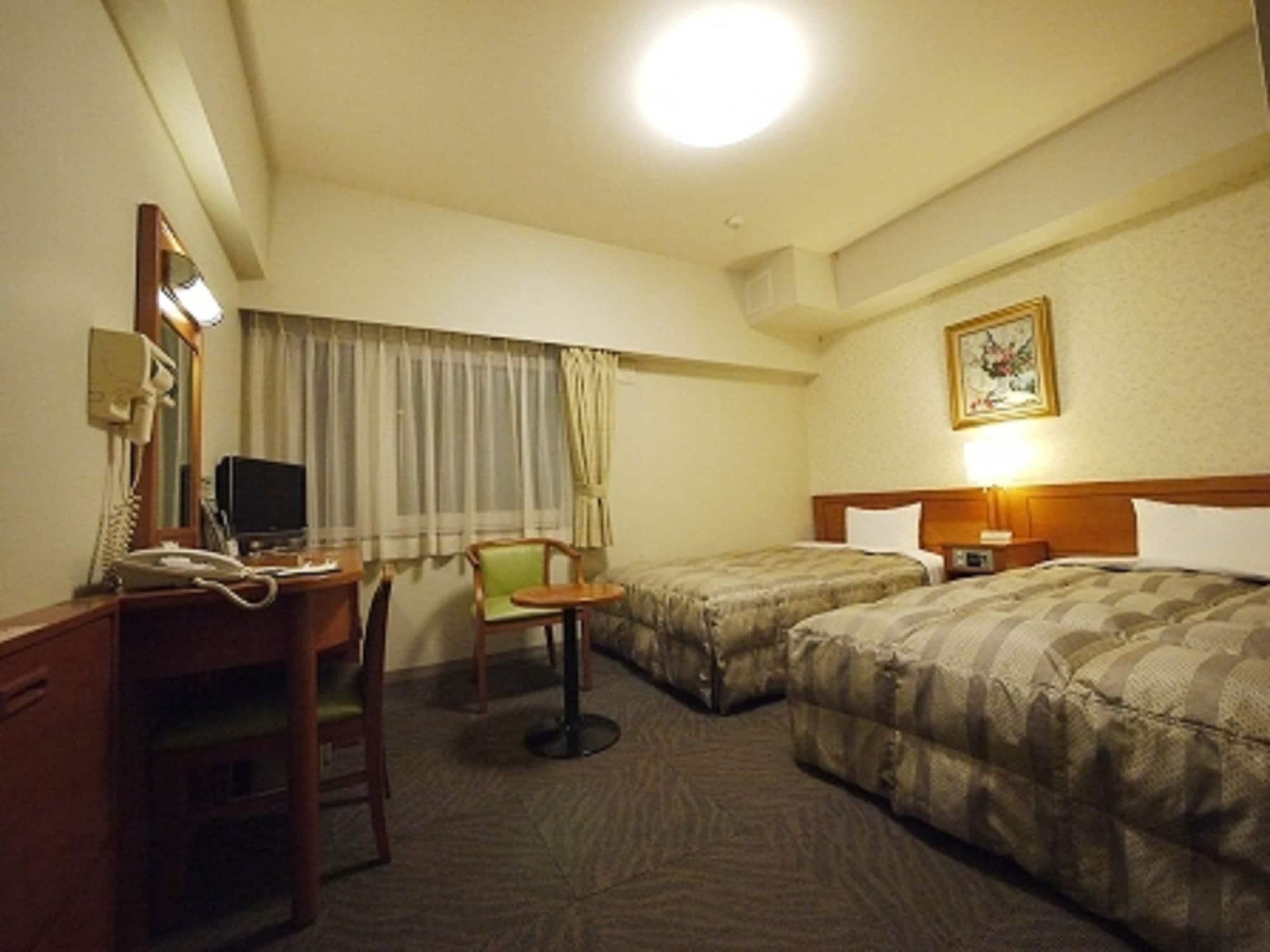 Hotel Route-Inn Yokohama Bashamichi Extérieur photo