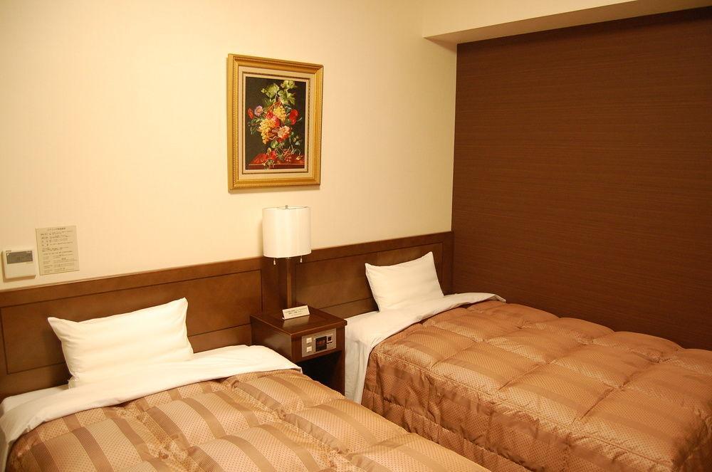 Hotel Route-Inn Yokohama Bashamichi Extérieur photo
