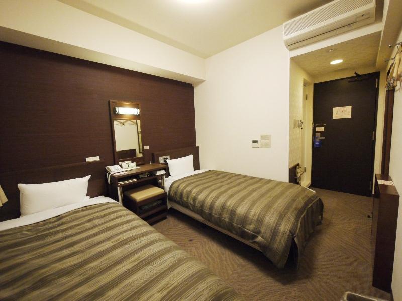 Hotel Route-Inn Yokohama Bashamichi Extérieur photo